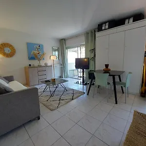 studio-montrose-axelle-locappart.fr-provencehotel.com/